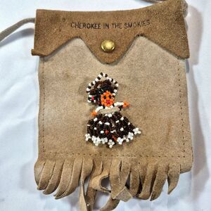 Vintage Cherokee In The Smokies Beaded Leather Fringe Pouch